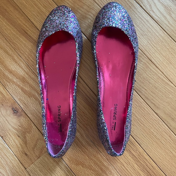 Flats - Picture 3 of 4